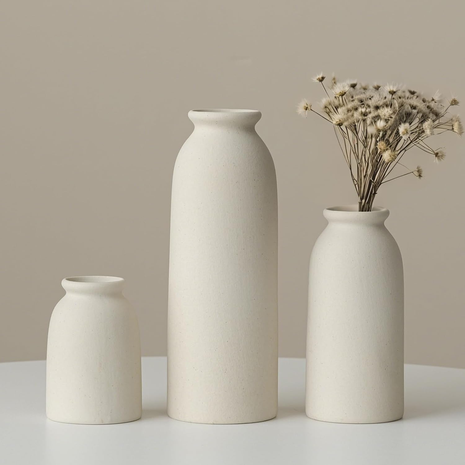 Set of 3 Small Ceramic Vases for Home Decor & Table Centrepieces, Rustic Farmhouse Style, Mini Decorative Flower Vases (Beige)