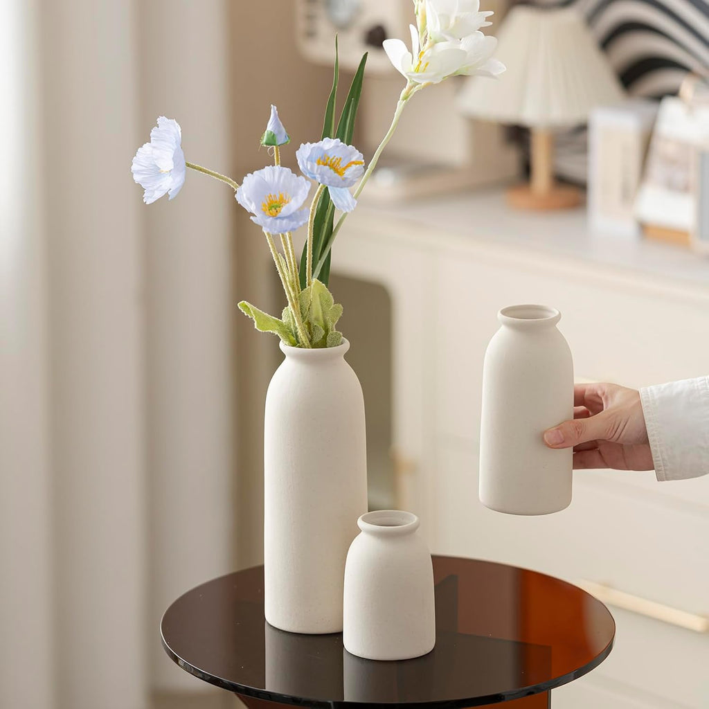 Set of 3 Small Ceramic Vases for Home Decor & Table Centrepieces, Rustic Farmhouse Style, Mini Decorative Flower Vases (Beige)
